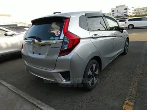 Honda Fit 2017 Silver
