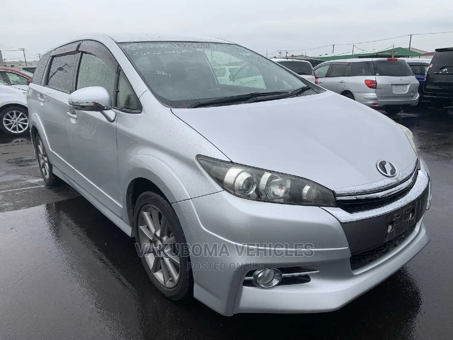 Toyota Wish 2013 Silver
