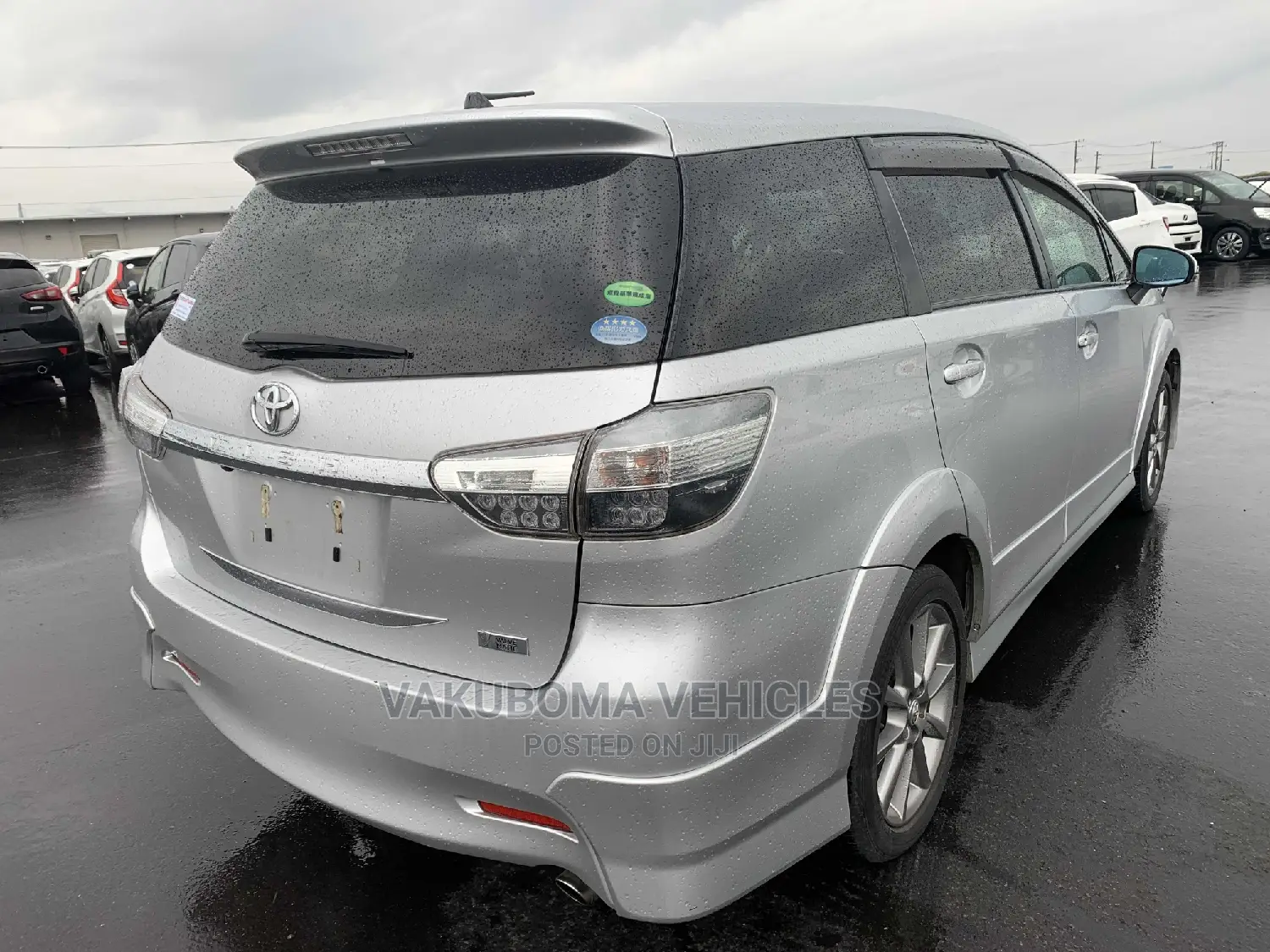 Toyota Wish 2013 Silver