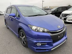 Toyota Wish 2013 Blue