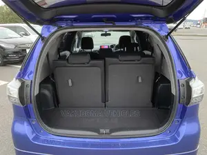 Toyota Wish 2013 Blue