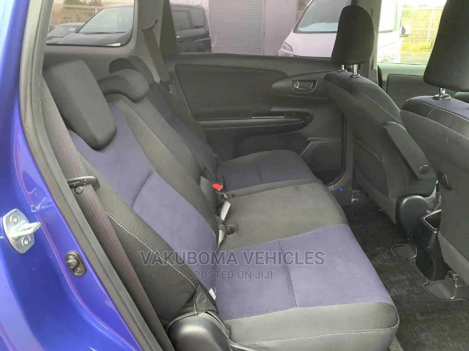Toyota Wish 2013 Blue