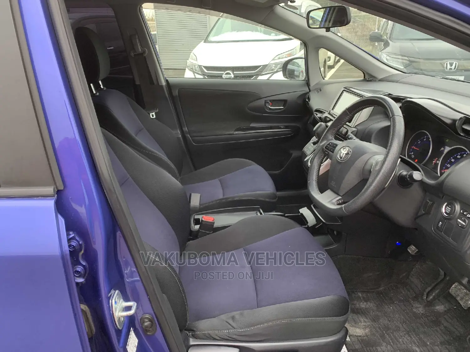Toyota Wish 2013 Blue