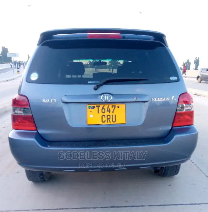 Toyota Kluger 2002 Blue