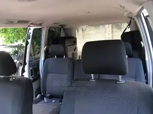 Toyota Noah 2005 White