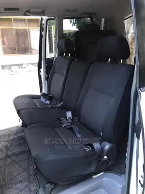 Toyota Noah 2005 White