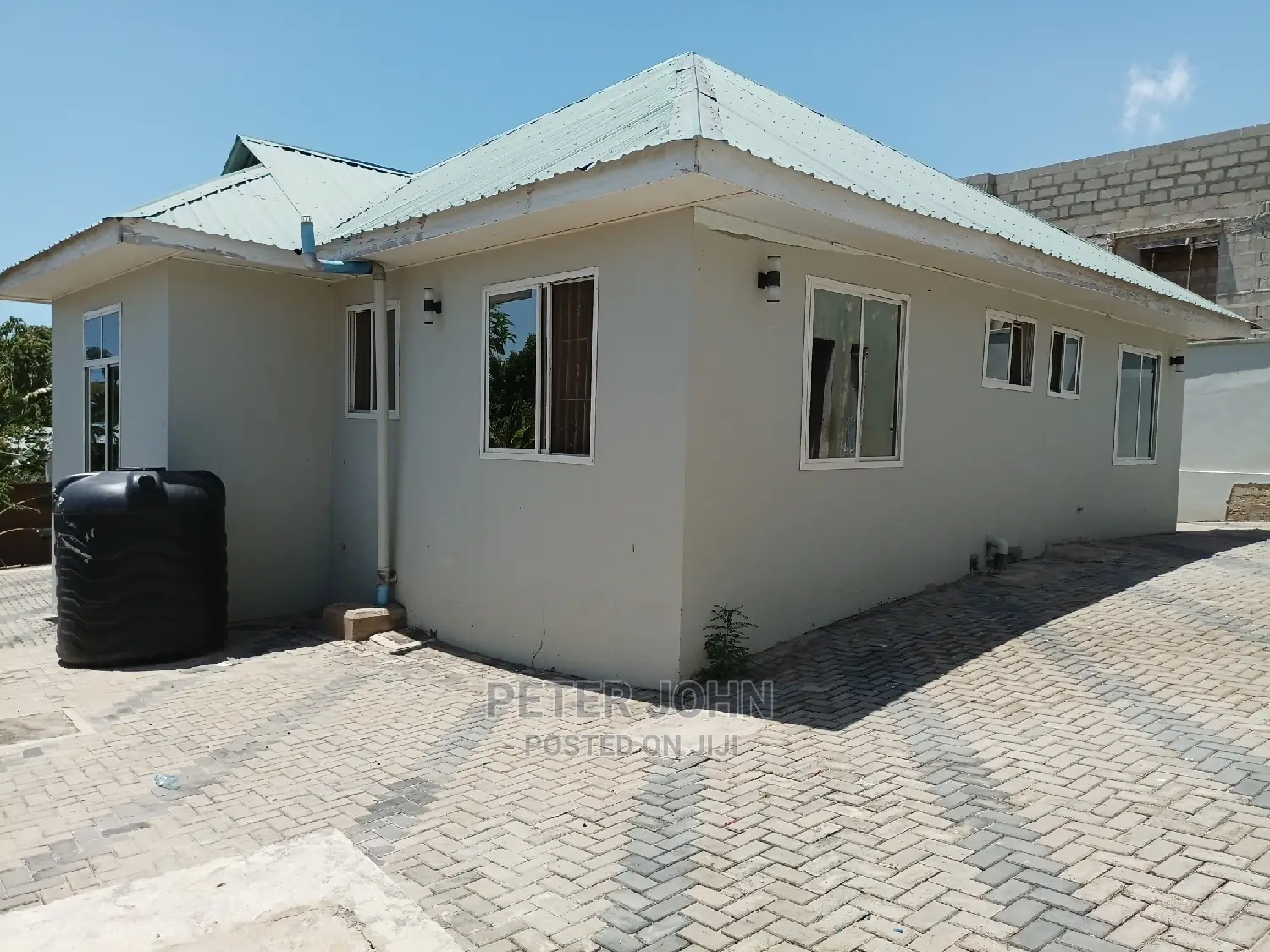 3bdrm House in Mbezi for Sale