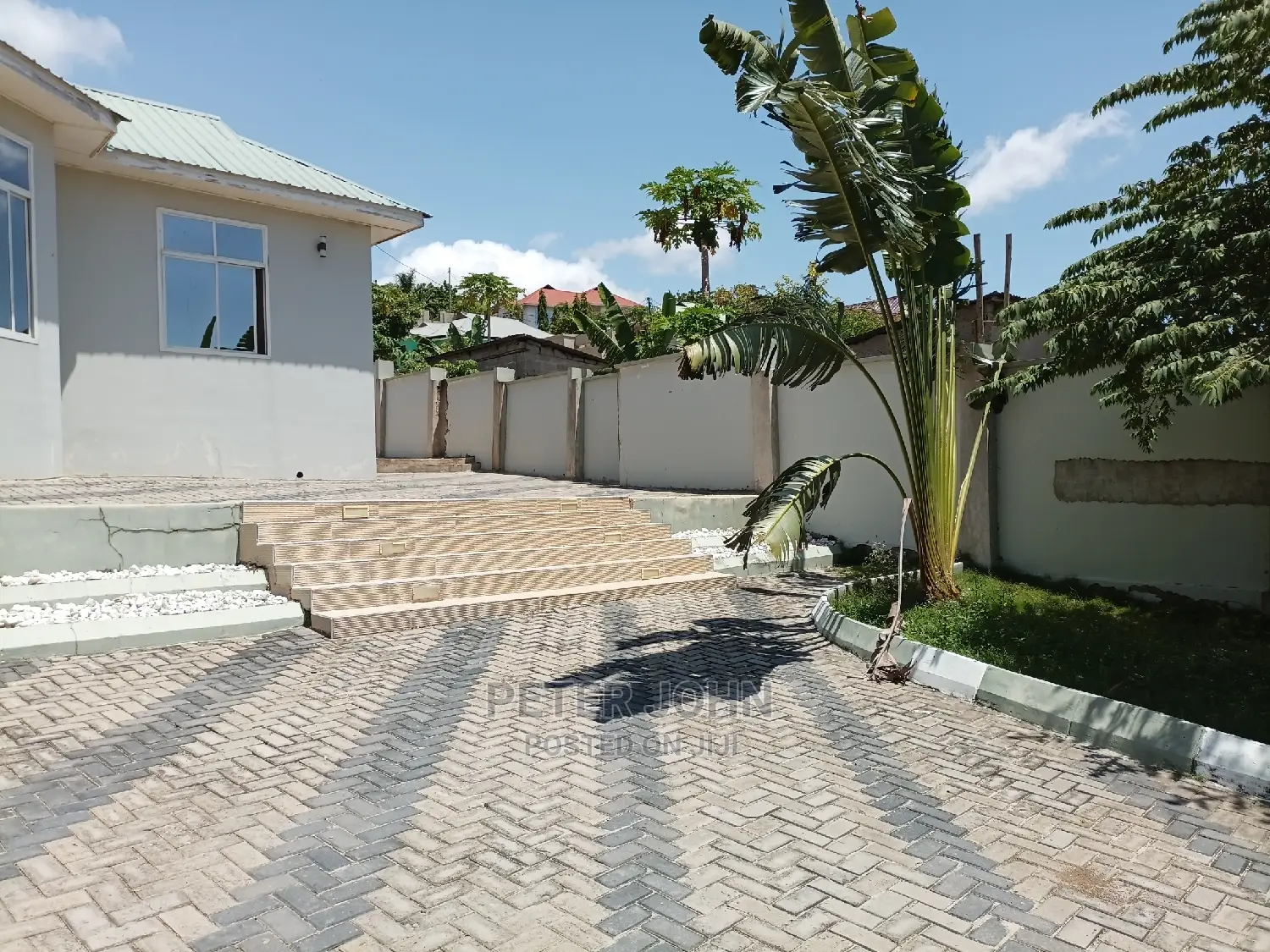 3bdrm House in Mbezi for Sale