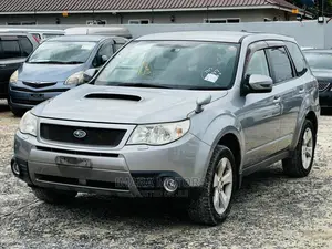 Subaru Forester 2010 Silver