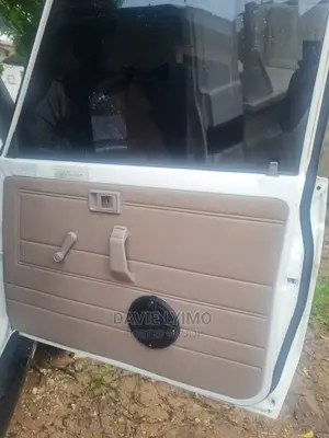 Toyota Land Cruiser 2008 White