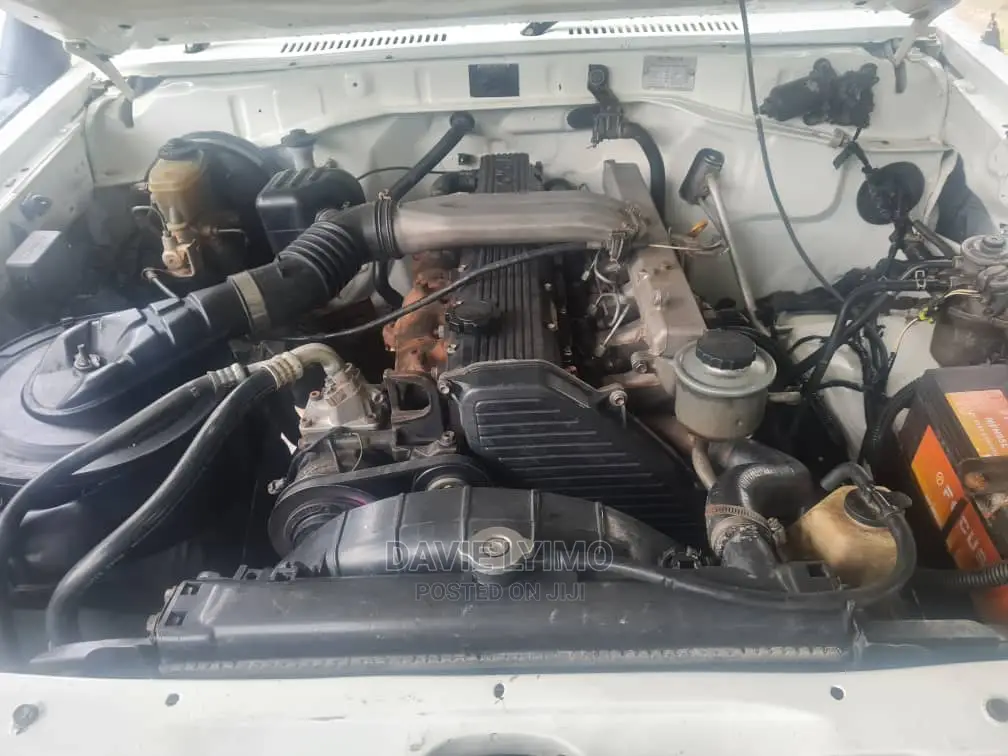 Toyota Land Cruiser 2008 White