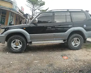Toyota Land Cruiser Prado 2002 Black