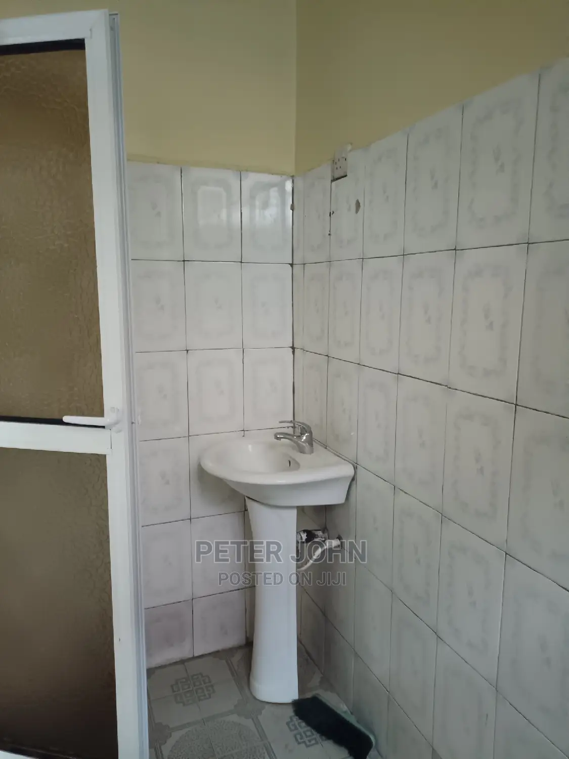 1bdrm Apartment in Mikocheni for rent