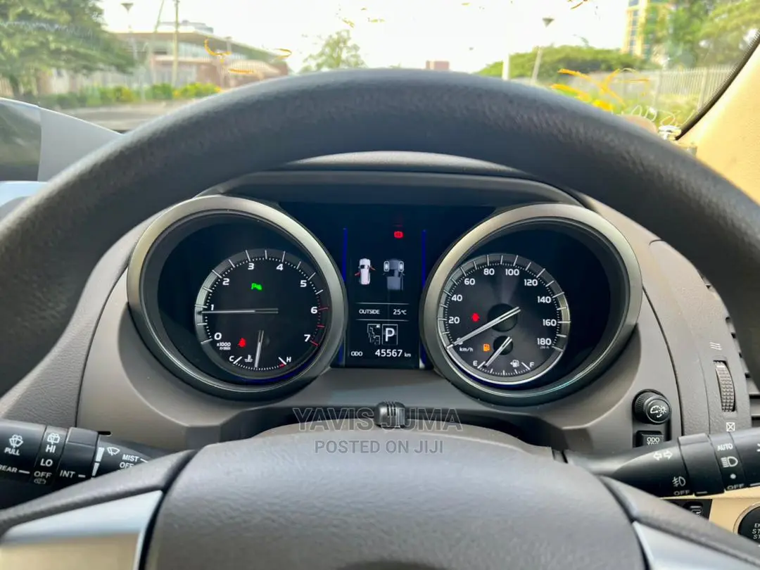 Toyota Land Cruiser Prado 2016 Black