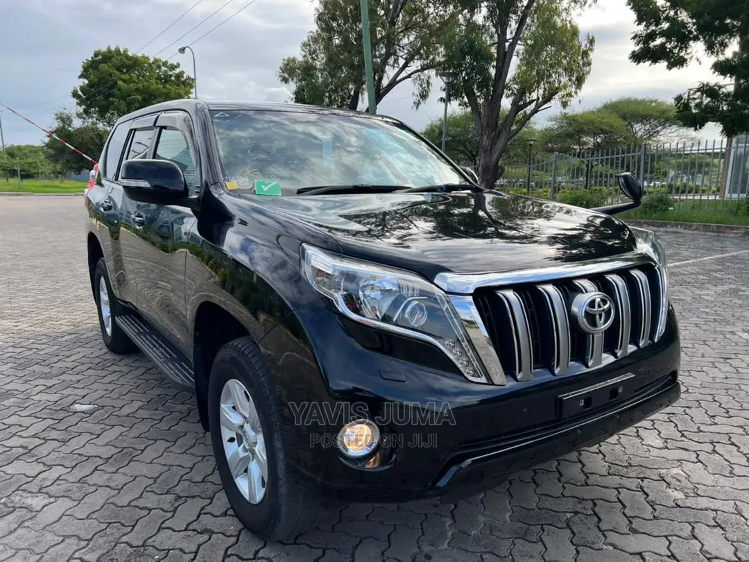 Toyota Land Cruiser Prado 2016 Black