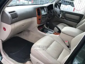 Toyota Land Cruiser 2005 Black
