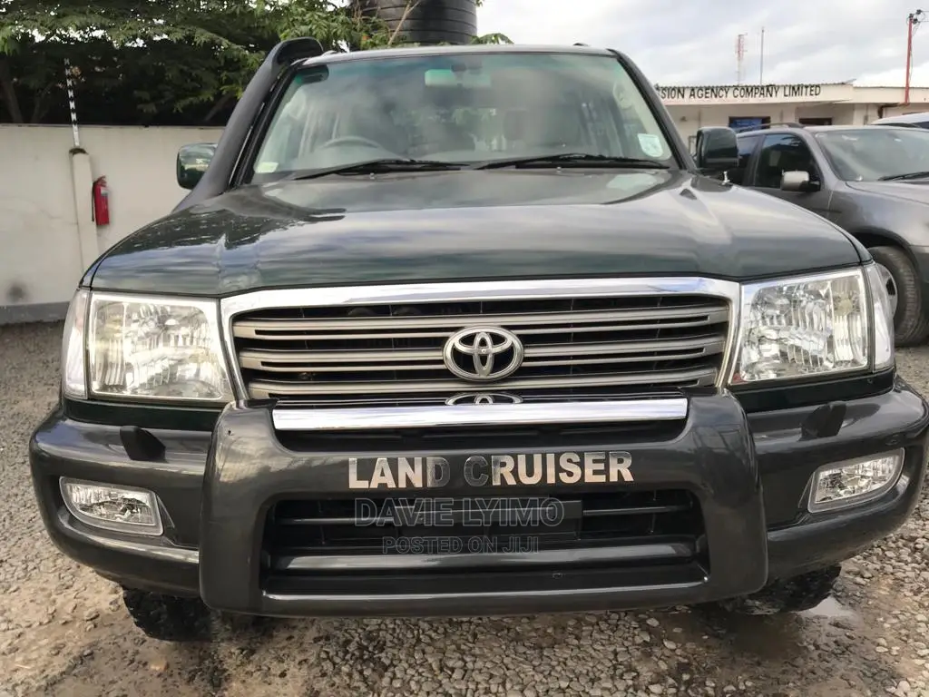 Toyota Land Cruiser 2005 Black