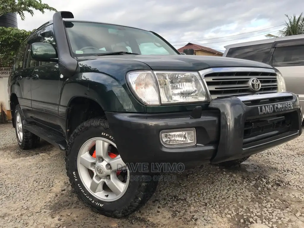 Toyota Land Cruiser 2005 Black