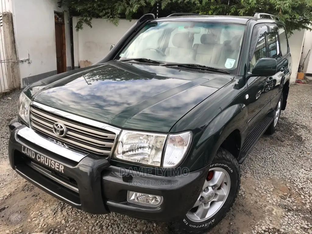 Toyota Land Cruiser 2005 Black