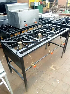 Majiko Makubwa Ya Plate Tatu Ya Hotelini
