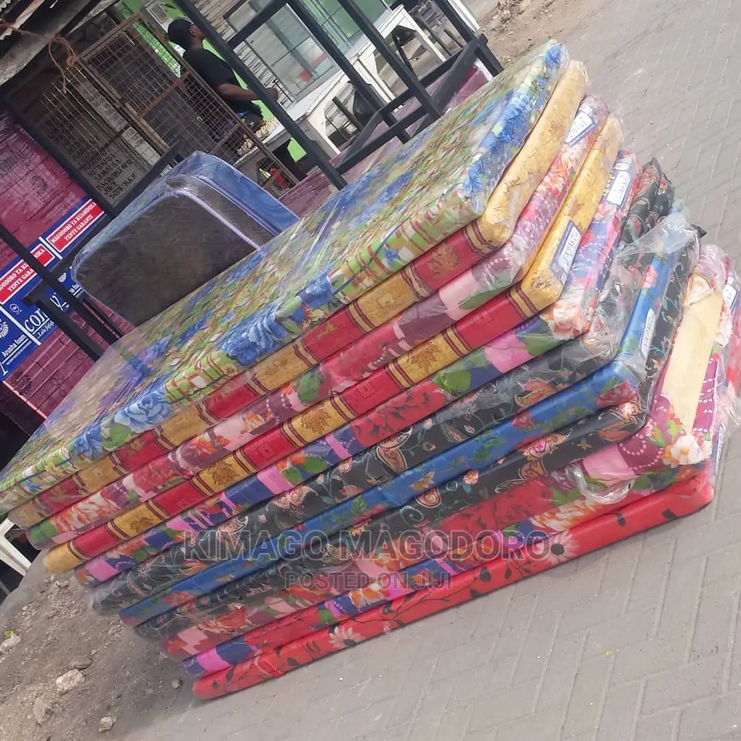 Godoro Za Shule 2'5 X 6 X 4 Agiza Nyingi Upate Usafiri