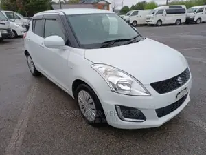 Suzuki Swift 2015 Pearl