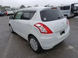 Suzuki Swift 2015 Pearl