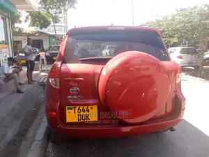 Toyota RAV4 2.0 VVT-i 2008 Red