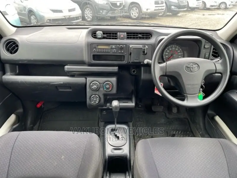 Toyota Probox 2016 Pearl