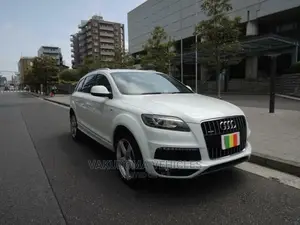 Audi Q7 2012 Pearl