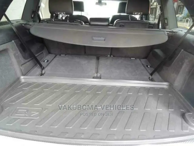 Audi Q7 2012 Pearl