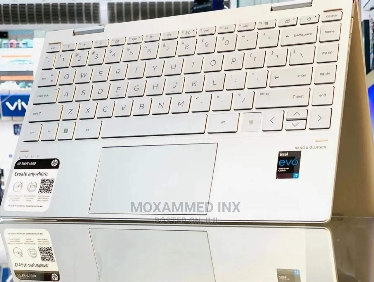 New Laptop HP Envy X360 8GB Intel Core I7 512GB