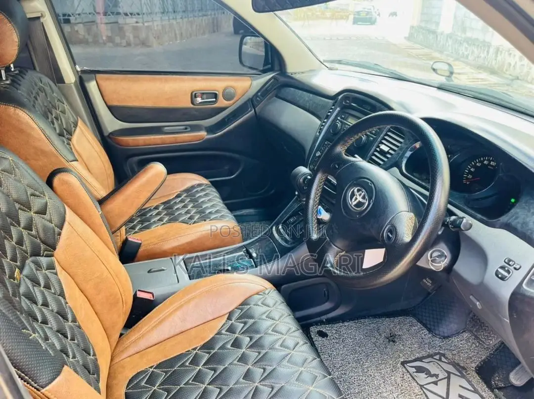 Toyota Kluger 2004 Black