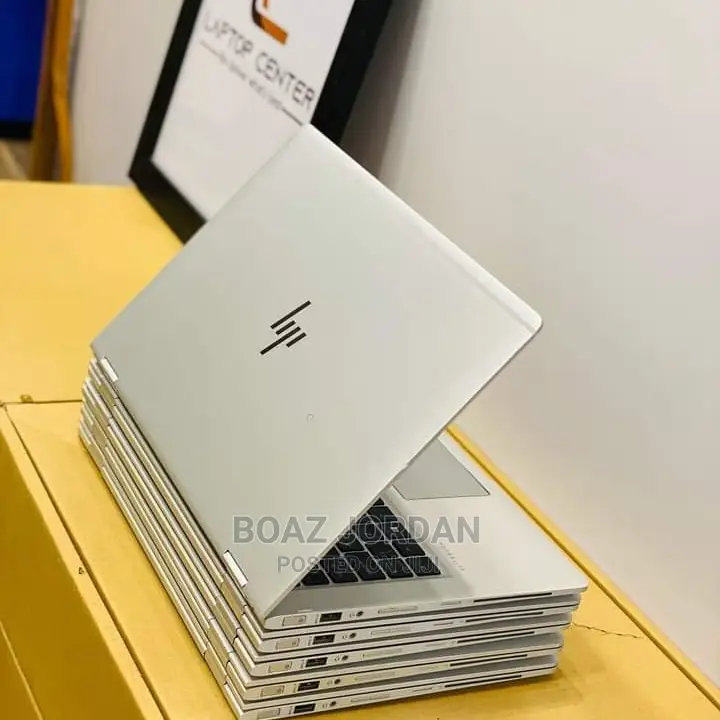 Laptop HP EliteBook 1030 8GB Intel Core I5 SSD 256GB
