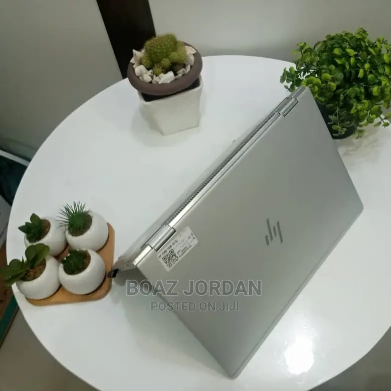Laptop HP EliteBook 1030 8GB Intel Core I5 SSD 256GB
