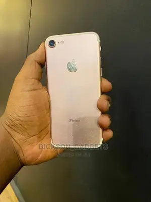Apple iPhone 7 32 GB Rose Gold