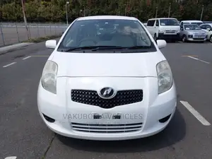 Toyota Vitz 2006 White