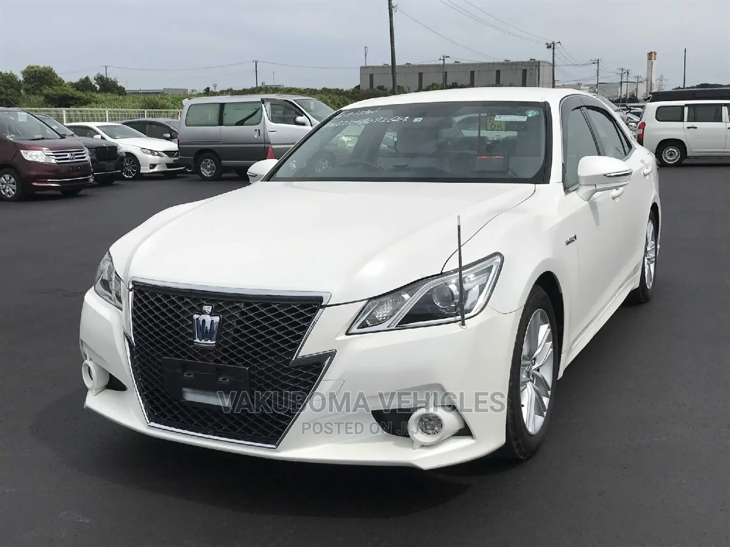 Toyota Crown Majesta 2015 Pearl