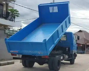 Mitsubishi Fusso Tipper