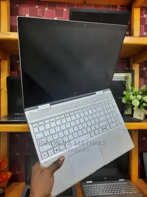 Laptop HP Envy X360 15t 8GB Intel Core I5 HDD 500GB
