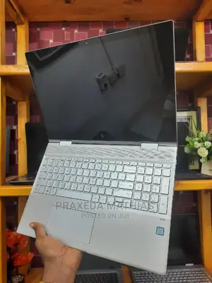 Laptop HP Envy X360 15t 8GB Intel Core I5 HDD 500GB