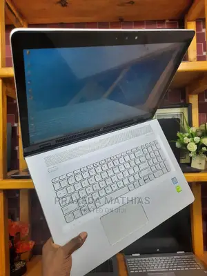 Laptop HP Envy 17 8GB Intel Core I7 HDD 500GB