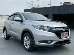 Honda Vezel 2014 Silver
