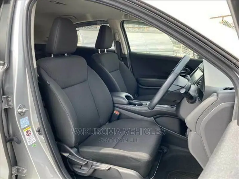 Honda Vezel 2014 Silver
