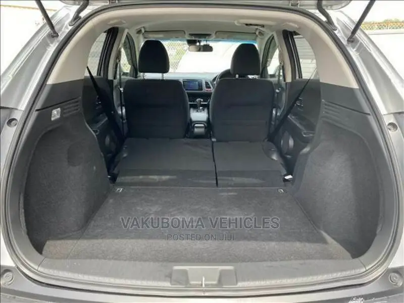 Honda Vezel 2014 Silver