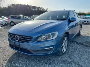 Volvo V60 2013 Blue