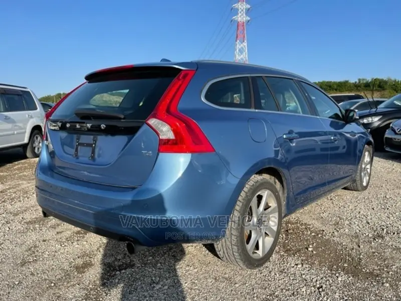 Volvo V60 2013 Blue