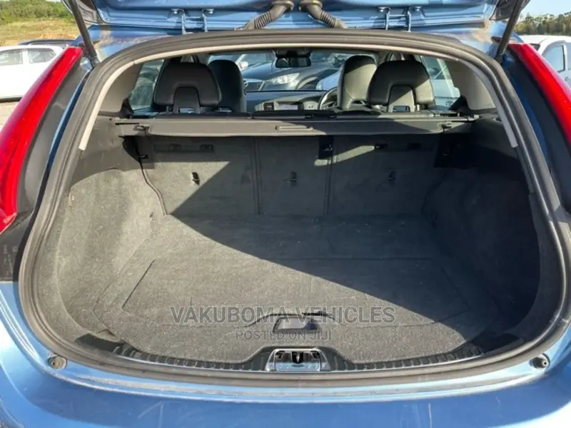 Volvo V60 2013 Blue