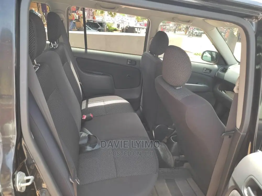 Toyota Succeed 2004 Black