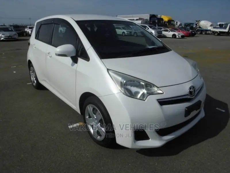 Toyota Ractis 2012 White